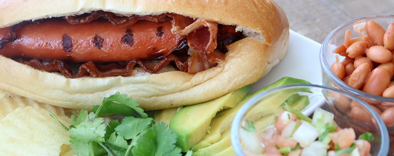 bar-s sonoran dogs with bacon, avocado and pico de gallo